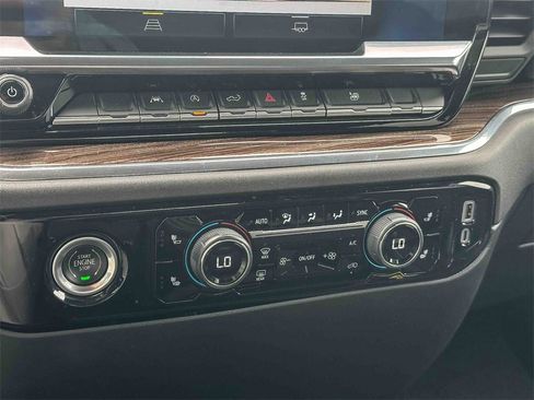 Used 2023 Chevrolet Silverado 1500 LT w/ Protection Package image 32