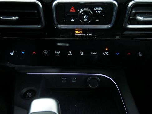 New 2026 Nissan Sentra SR image 30