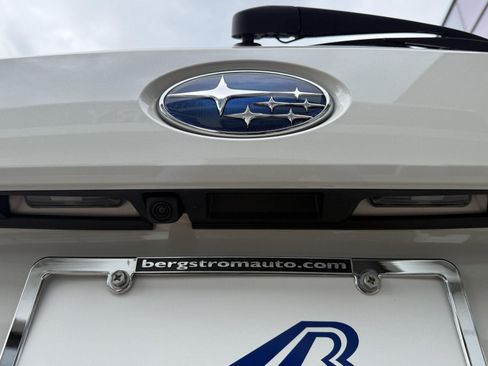 Used 2025 Subaru Crosstrek 2.5i Premium AWD/4WD image 12