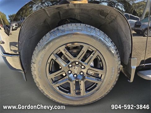 Used 2024 Chevrolet Silverado 1500 RST image 10