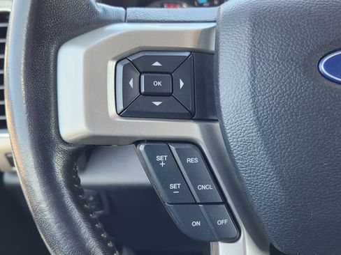 Used 2021 Ford F250 Lariat w/ Lariat Value Package AWD/4WD image 29