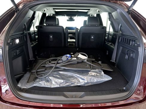 Used 2025 MAZDA CX-90 Plug-In Hybrid w/ Premium Plus image 30