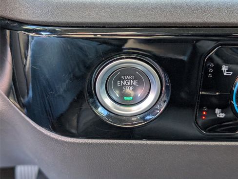 Used 2024 GMC Sierra 1500 SLT image 24