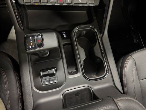 Used 2024 GMC Sierra 1500 AT4 w/ Technology Package image 23