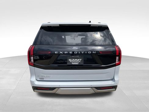 Used 2025 Ford Expedition Platinum AWD/4WD image 36