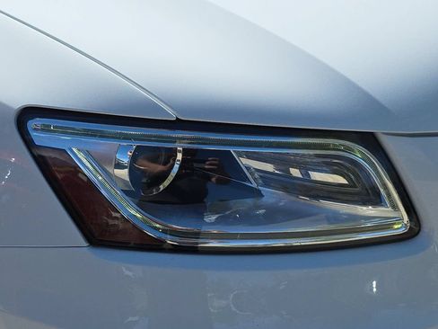 Used 2017 Audi Q5 2.0T Premium AWD/4WD image 35