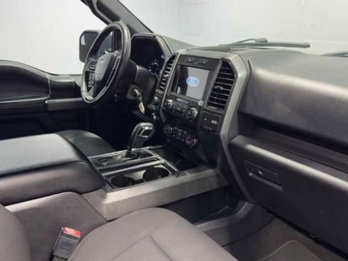 Used 2019 Ford F150 XLT w/ Equipment Group 302A Luxury AWD/4WD image 14