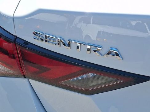 Used 2024 Nissan Sentra SV FWD image 24