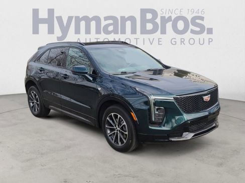 Used 2024 Cadillac XT4 Sport image 1