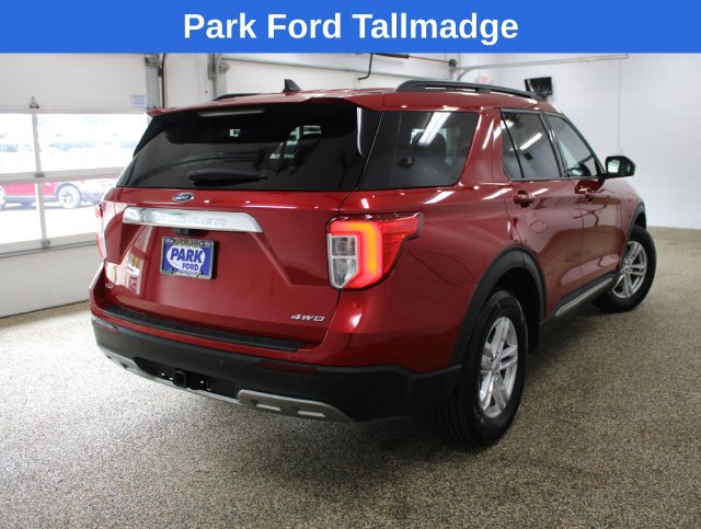 Used 2023 Ford Explorer XLT w/ Equipment Group 202A AWD/4WD image 6