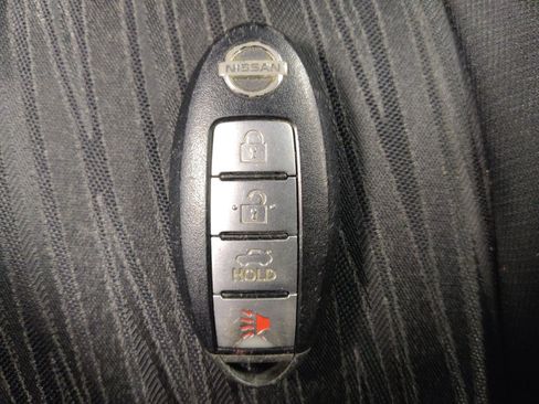 Used 2019 Nissan Sentra SV w/ Special Edition Package FWD image 32