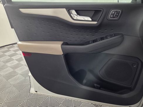 Used 2020 Ford Escape SEL FWD image 20