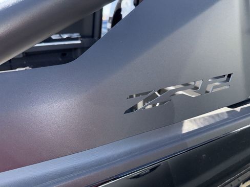 Used 2018 Chevrolet Colorado ZR2 w/ ZR2 Midnight Special Edition image 3