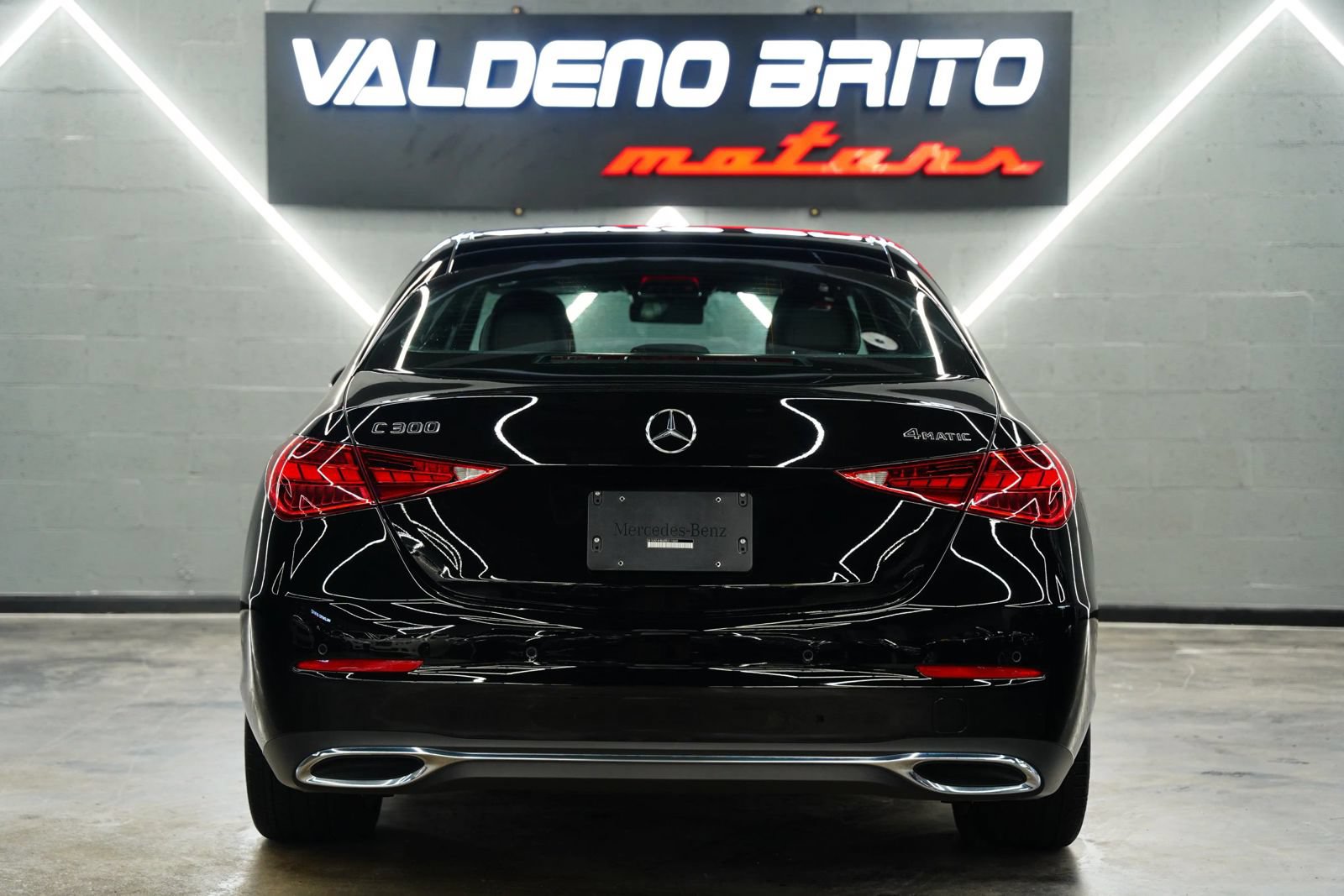 Used 2024 Mercedes-Benz C 300 4MATIC Sedan image 24