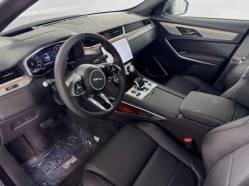 New 2026 Jaguar F-PACE R-Dynamic S image 9