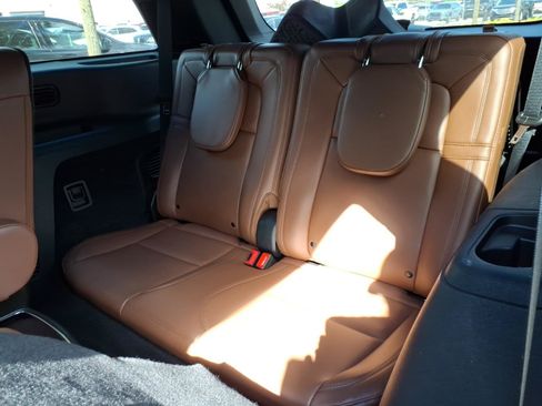 Certified 2024 Lincoln Aviator Reserve w/ Equipment Group 201A AWD/4WD image 9