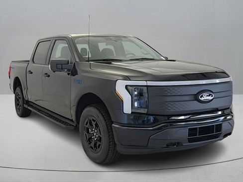 New 2025 Ford F150 Lightning XLT image 1