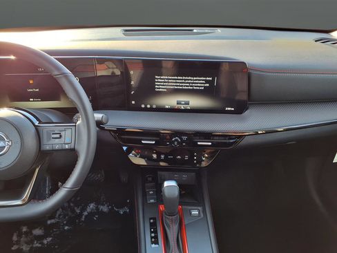 New 2026 Nissan Kicks SR w/ Cold Weather Package image 50