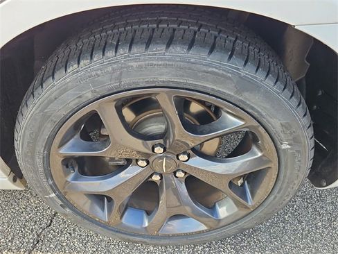 Used 2021 Chrysler 300 S image 7