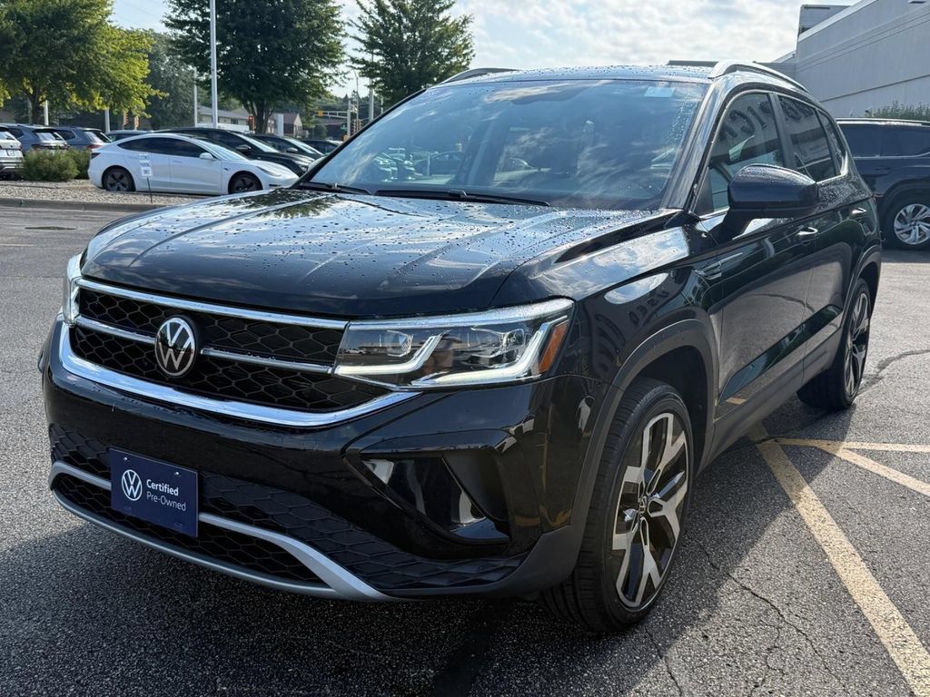 Certified 2023 Volkswagen Taos SEL AWD/4WD image 8