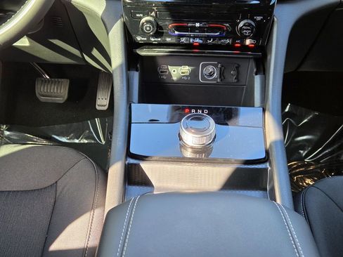 New 2025 Jeep Grand Cherokee Laredo X w/ MOPAR Finishing Package image 20