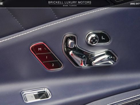 Used 2024 Bentley Flying Spur V8 AWD/4WD image 35