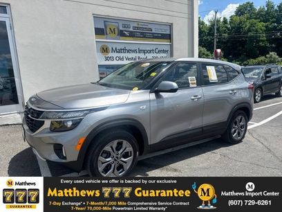Used 2024 Kia Seltos LX