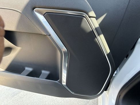 New 2026 GMC Sierra 1500 Elevation image 24