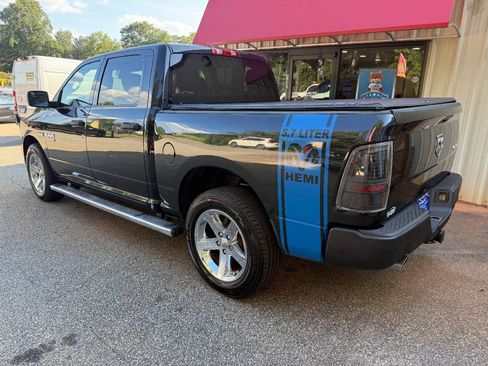 Used 2017 RAM 1500 Express AWD/4WD image 6