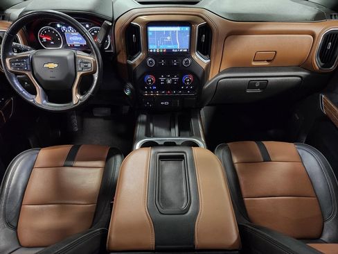 Used 2021 Chevrolet Silverado 1500 High Country w/ Technology Package AWD/4WD image 45
