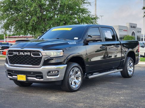 Used 2025 RAM 1500 Lone Star AWD/4WD image 3