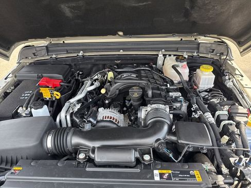 Certified 2022 Jeep Gladiator Rubicon w/ LED Lighting Group image 31