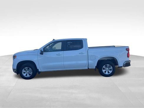 Used 2025 Chevrolet Silverado 1500 LT image 38