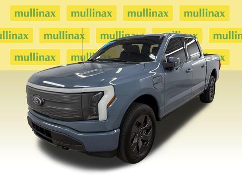 Used 2023 Ford F150 Lightning Lariat w/ Equipment Group 511A High AWD/4WD image 13
