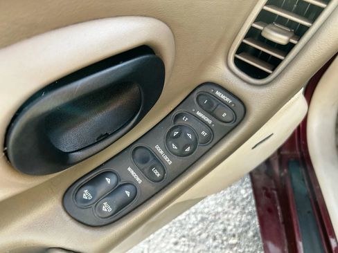 Used 2003 Chevrolet Corvette Coupe w/ Preferred Equipment Group image 20