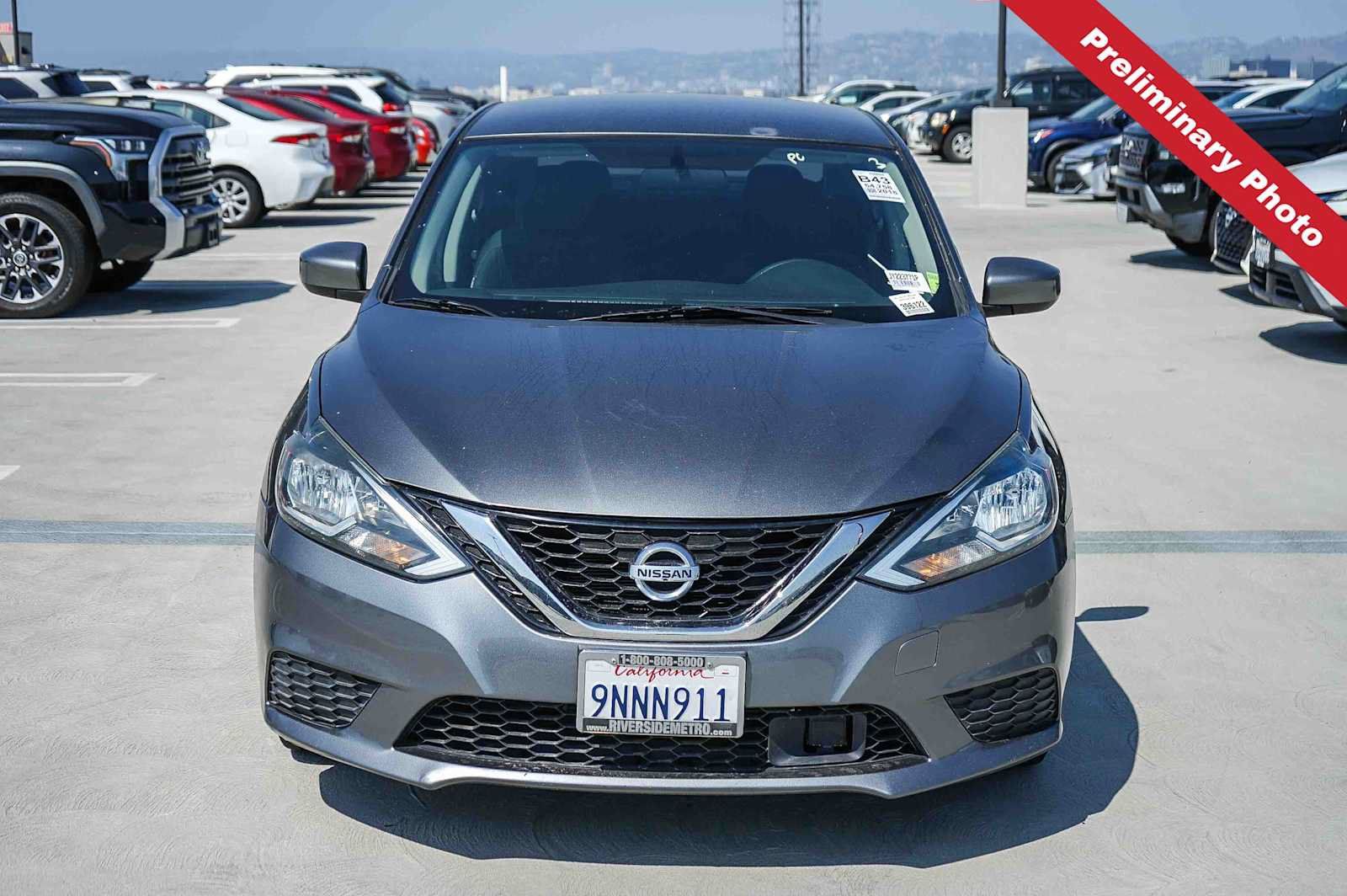 Used 2018 Nissan Sentra SV FWD image 2