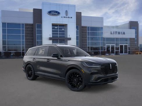 New 2026 Lincoln Aviator Reserve image 7