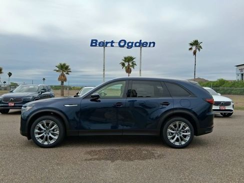 New 2026 MAZDA CX-90 3.3 Turbo w/ Preferred Package AWD/4WD image 3