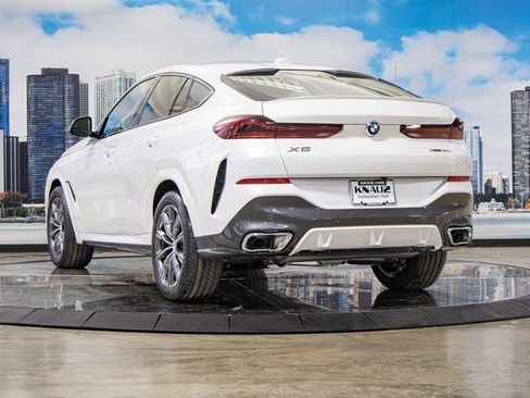 Used 2026 BMW X6 xDrive40i image 9