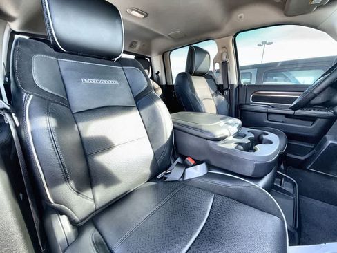 Used 2024 RAM 2500 Laramie AWD/4WD image 13