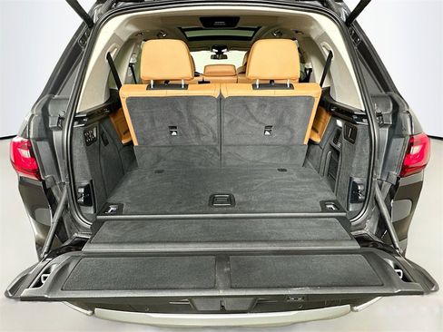 Used 2022 BMW X7 xDrive40i image 35