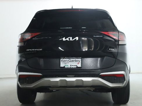 Used 2025 Kia Sportage LX AWD/4WD image 44
