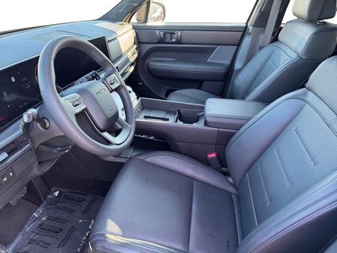 Certified 2026 Hyundai Santa Fe Calligraphy image 9