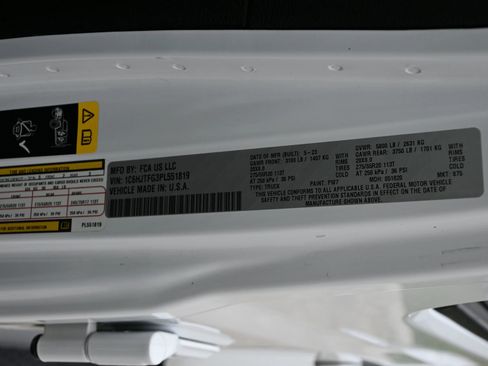 Used 2023 Jeep Gladiator Overland image 20