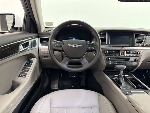 Used 2019 Genesis G80 3.8 RWD image 30