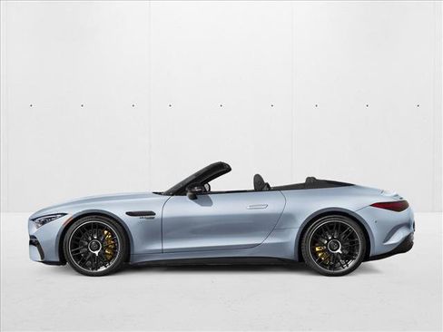 New 2026 Mercedes-Benz SL 63 AMG 4MATIC image 3
