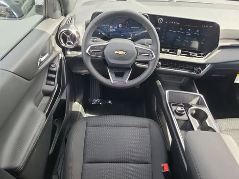 New 2026 Chevrolet Equinox LT w/ Safety and Technology Package image 13