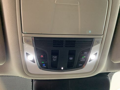 Used 2020 Acura RDX FWD w/ Technology Package image 28