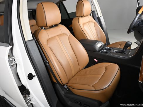 Used 2014 Lincoln MKX FWD w/ Equipment Group 101A image 20