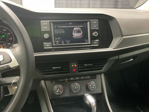 Used 2021 Volkswagen Jetta S image 20